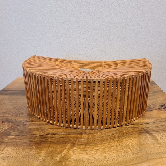 Bamboo Arc Bag - Picture 4 of 7